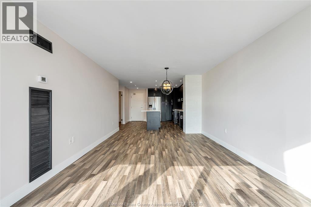 75 Riverside Drive East Unit# 1902 Property Photo 13