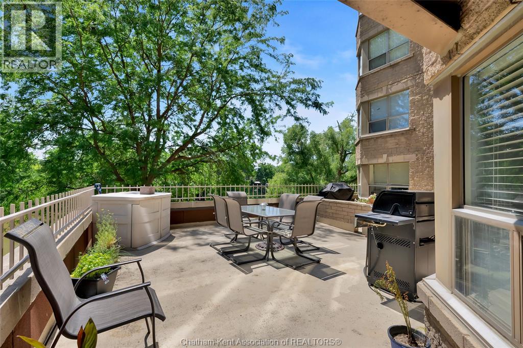 10 Van Allen Avenue Unit# 201 Property Photo 5