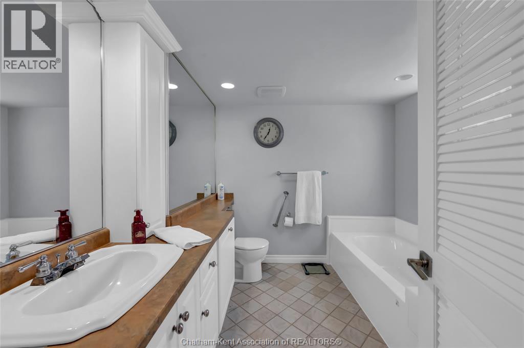 10 Van Allen Avenue Unit# 201 Property Photo 15