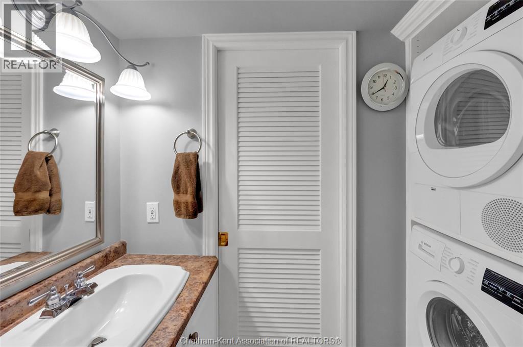 10 Van Allen Avenue Unit# 201 Property Photo 23