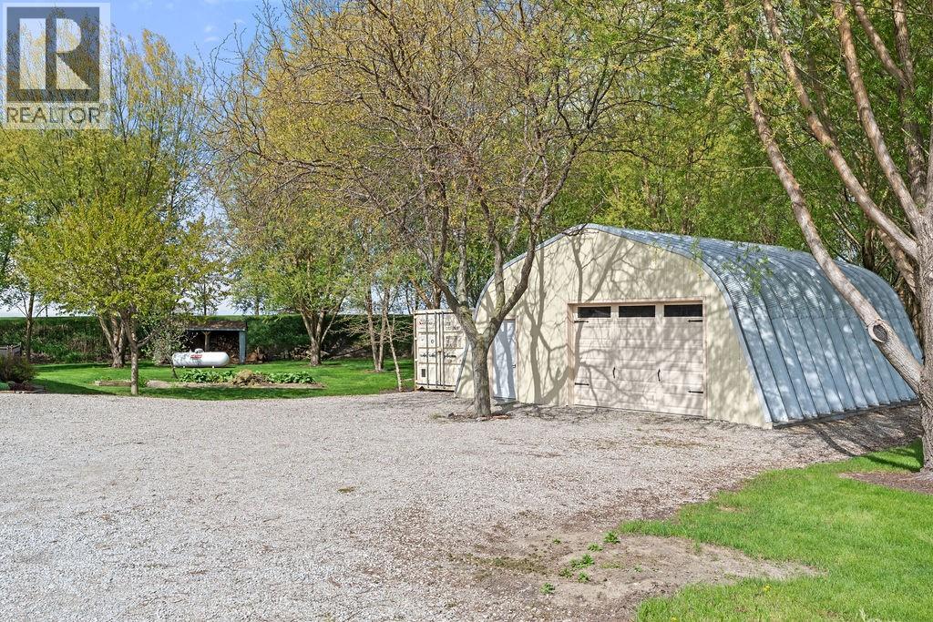 24122 Poppe Road Property Photo 9