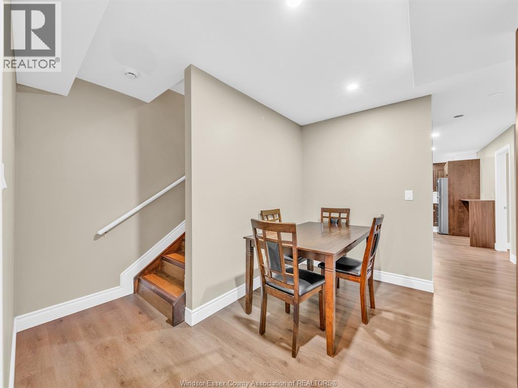 3000 Mcrobbie Crescent Property Photo 33