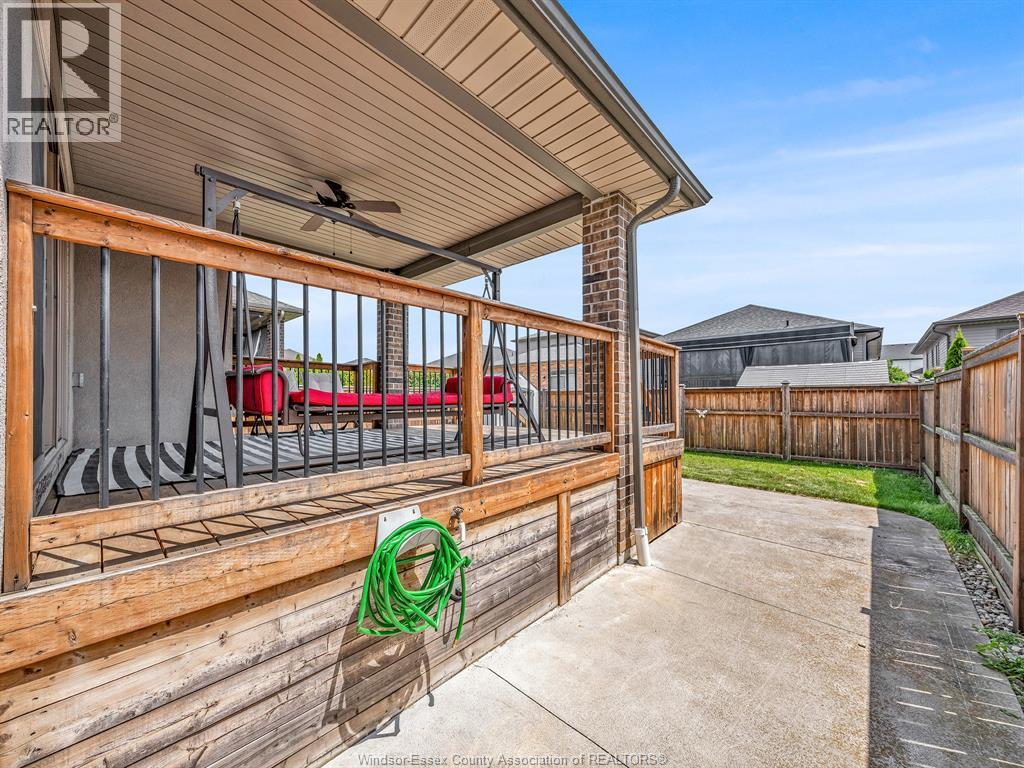3000 Mcrobbie Crescent Property Photo 47
