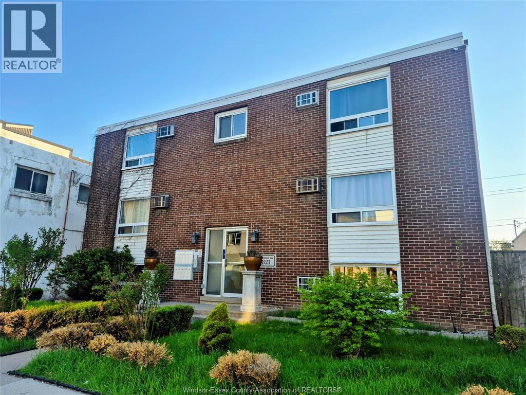 821 PILLETTE Unit# 7 Property Photo 1