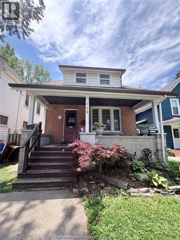 100 Joseph Street Property Photo 3