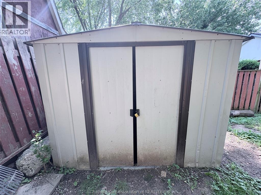 100 Joseph Street Property Photo 18