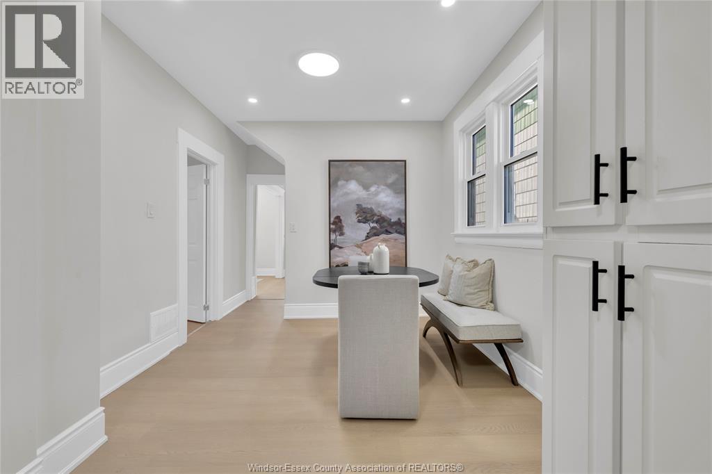 884 Moy Property Photo 9