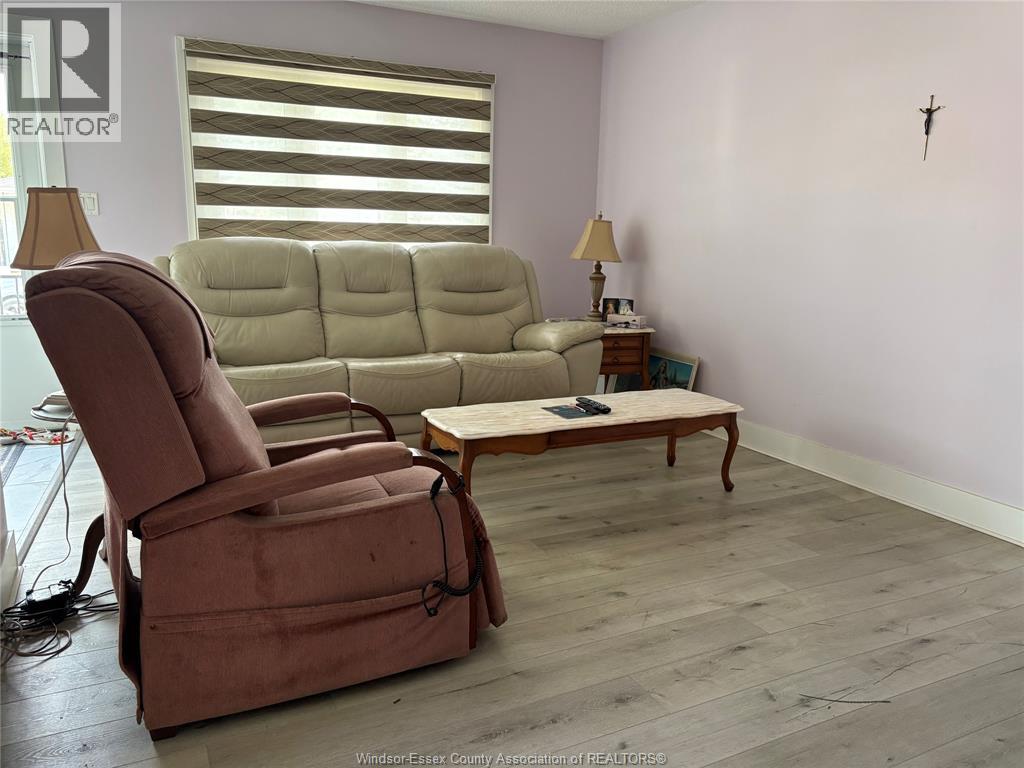 3295 Aurora Property Photo 4
