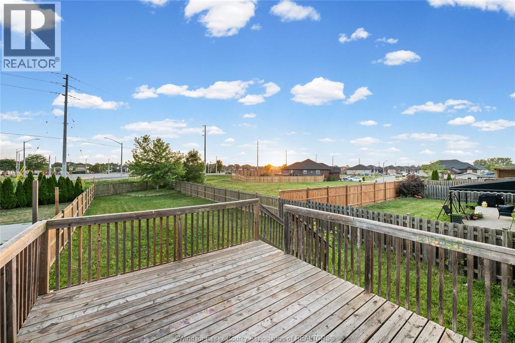 3237 Seville Property Photo 11