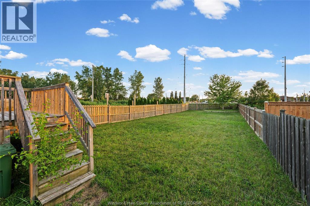 3237 Seville Property Photo 12