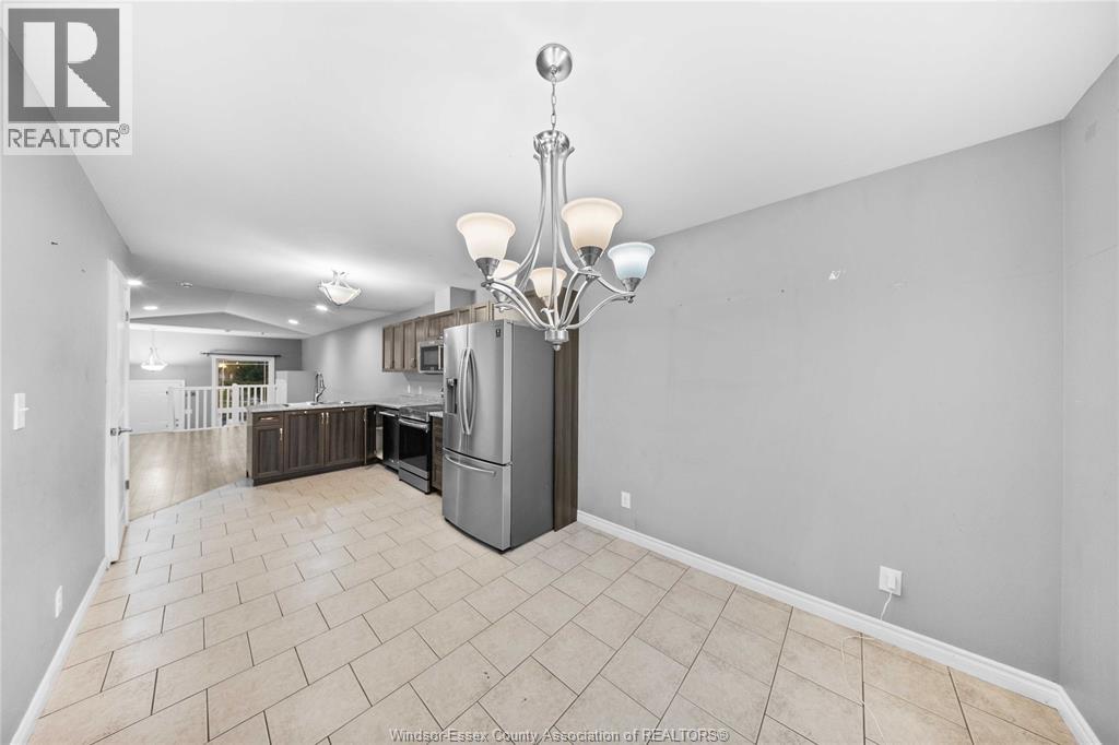 3237 Seville Property Photo 21