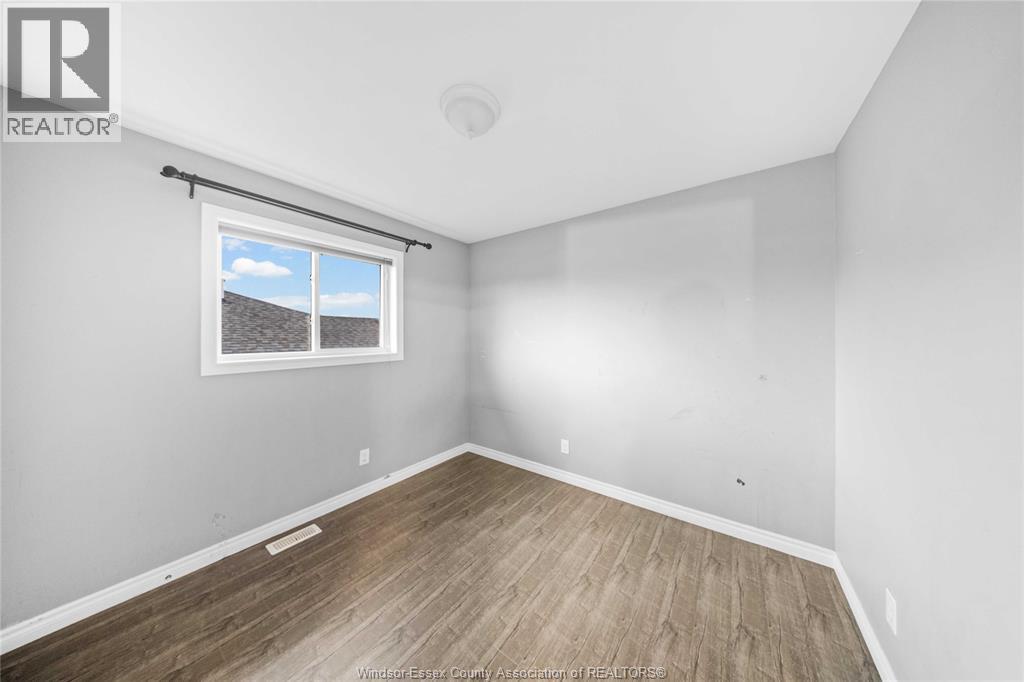 3237 Seville Property Photo 23