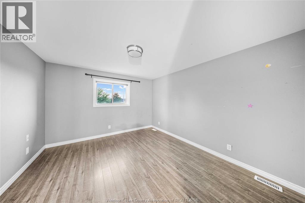 3237 Seville Property Photo 25