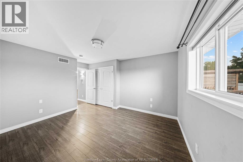 3237 Seville Property Photo 26