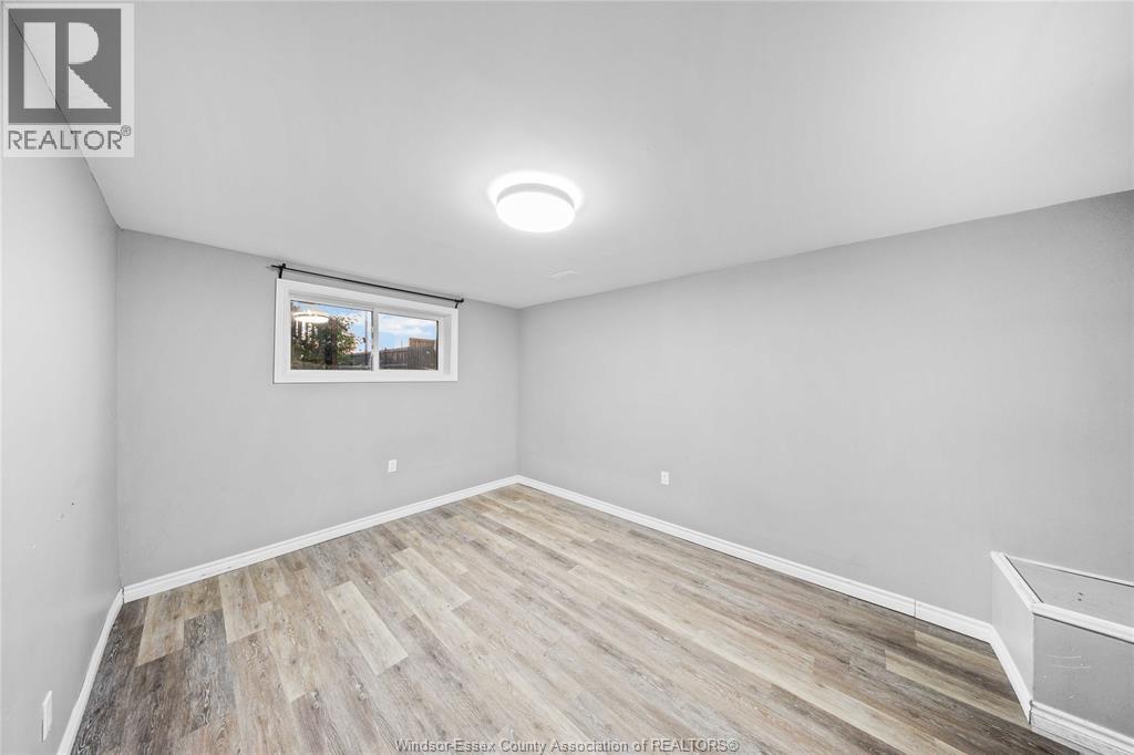 3237 Seville Property Photo 31