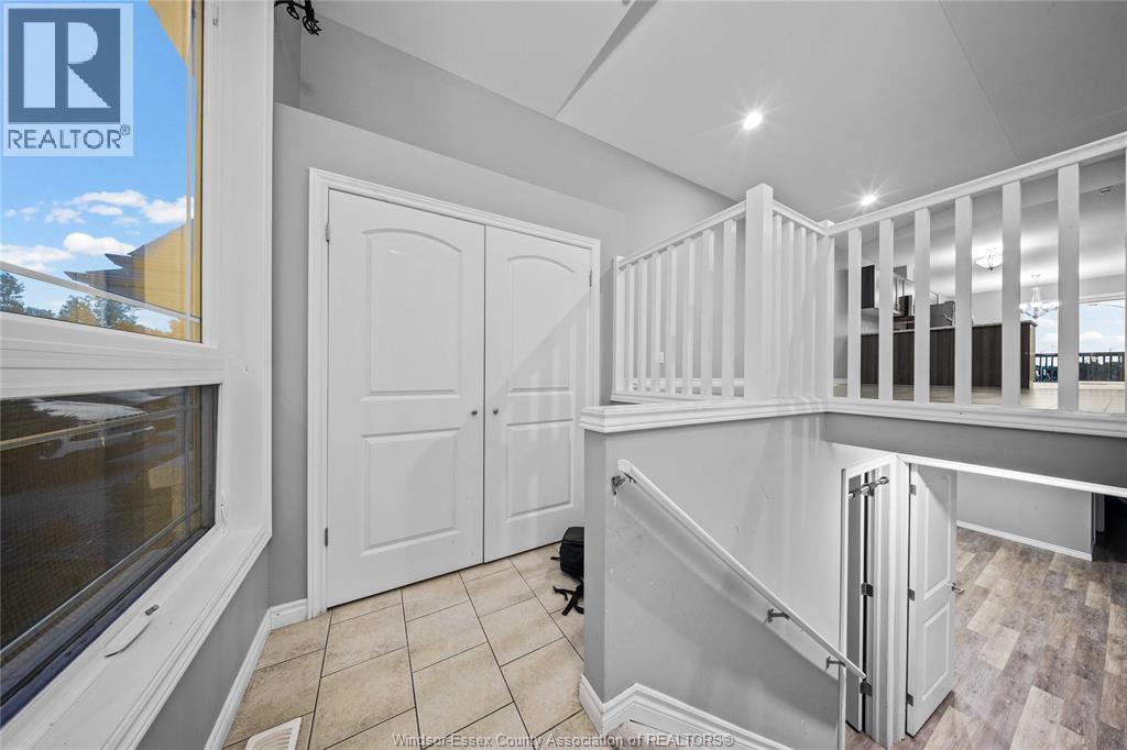 3237 Seville Property Photo 35