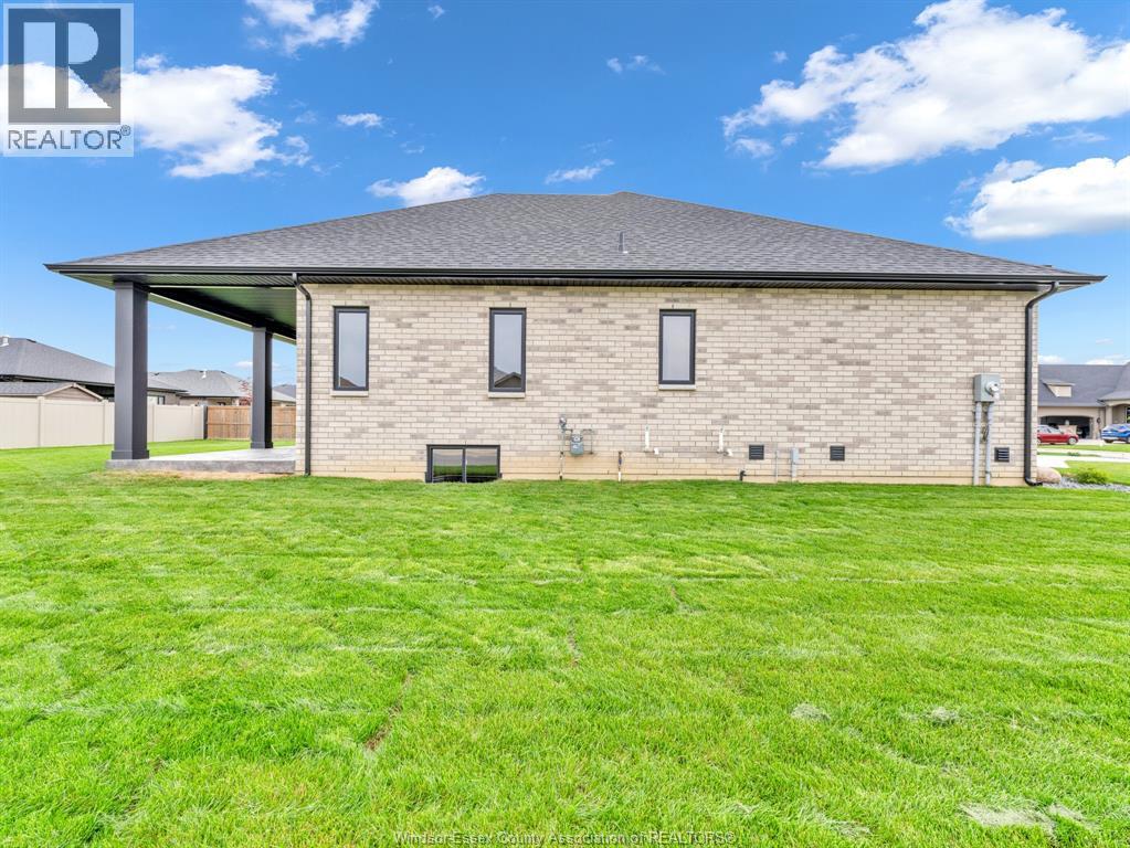 61 Hilton Court Property Photo 32