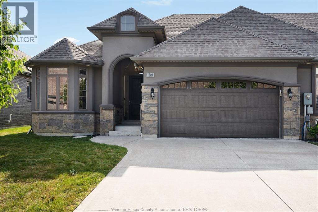 1701 Cypress Property Photo 1