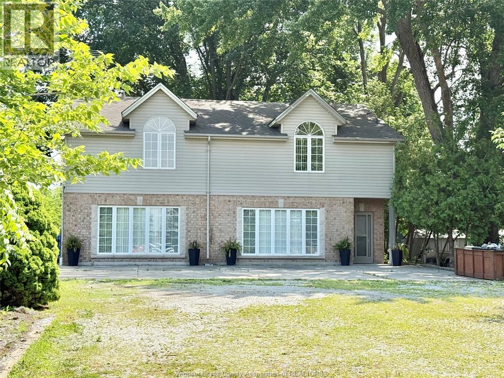 695 Front Road North Unit# Upper Property Photo 1