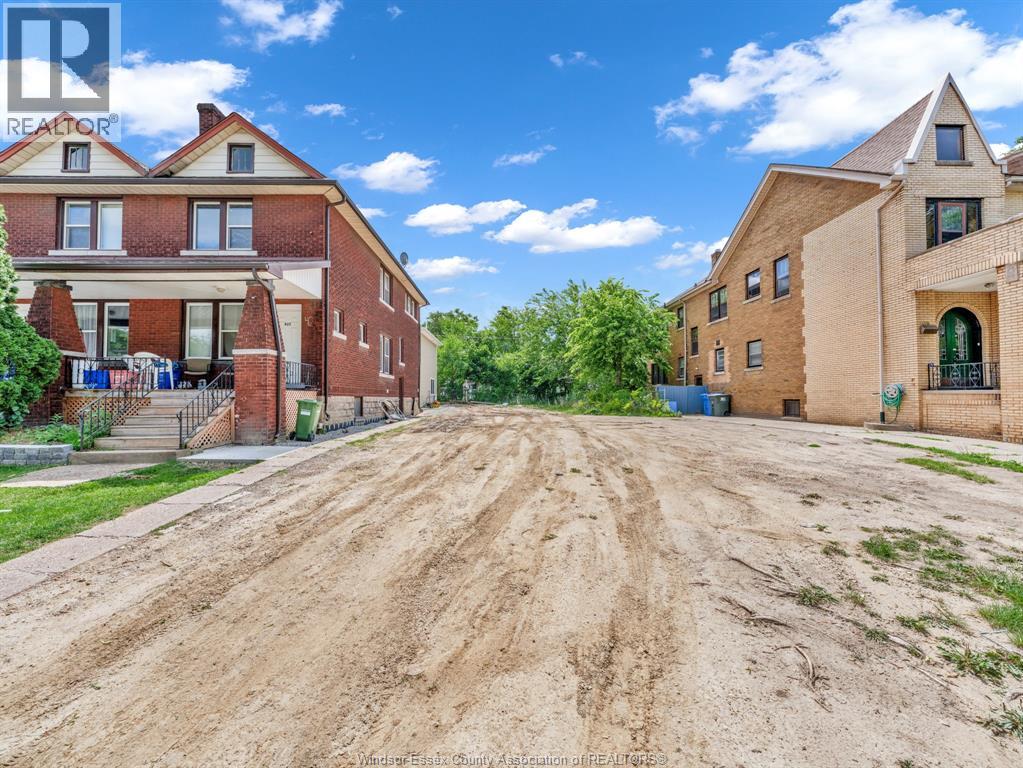 421 Partington Avenue Property Photo 1