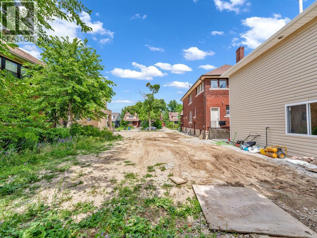 421 Partington Avenue Property Photo 9