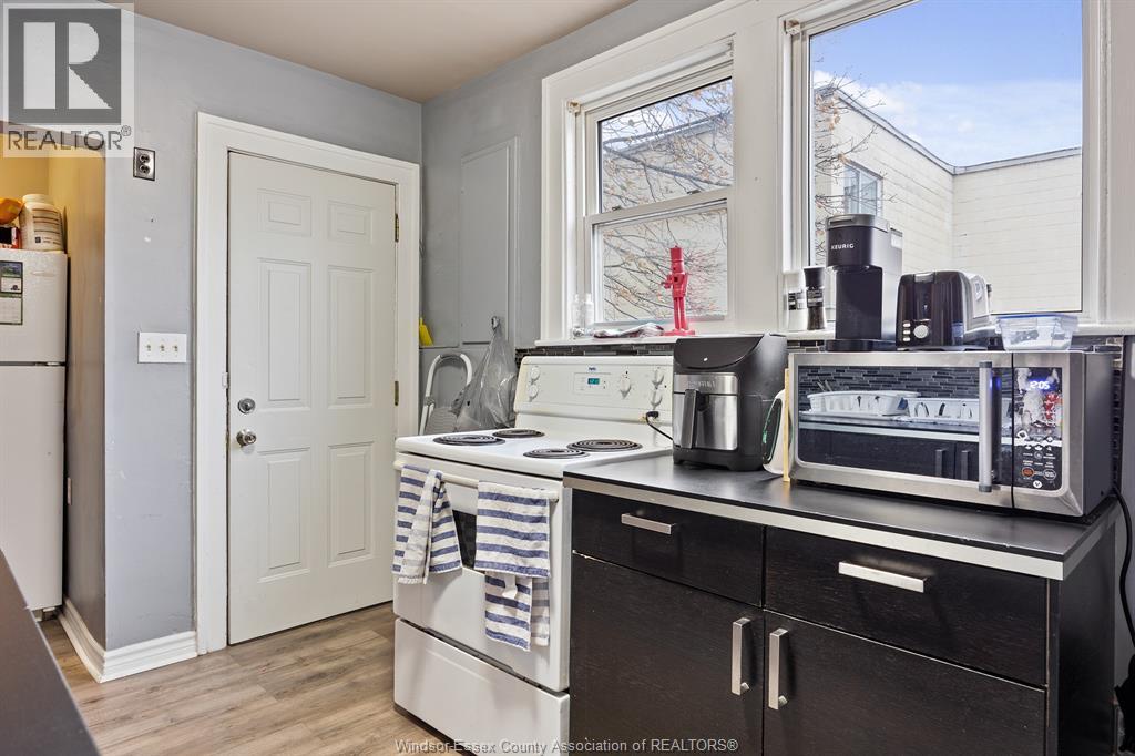554 Askin Avenue Property Photo 20