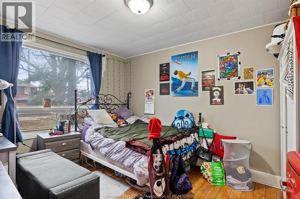 568 Askin Property Photo 4