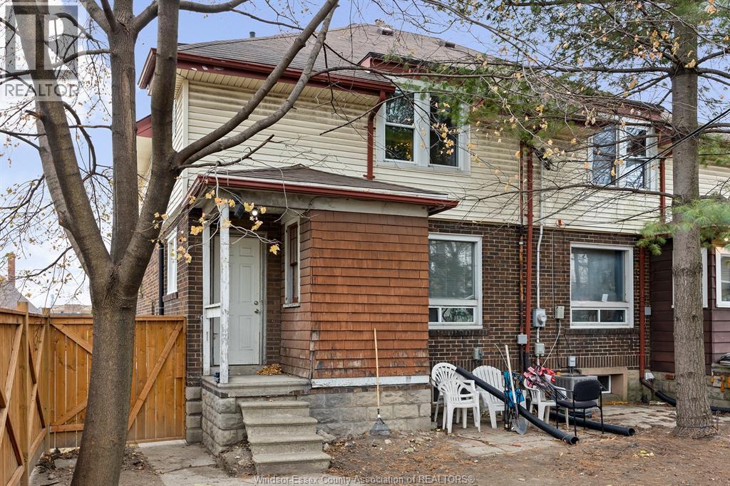 568 Askin Property Photo 34