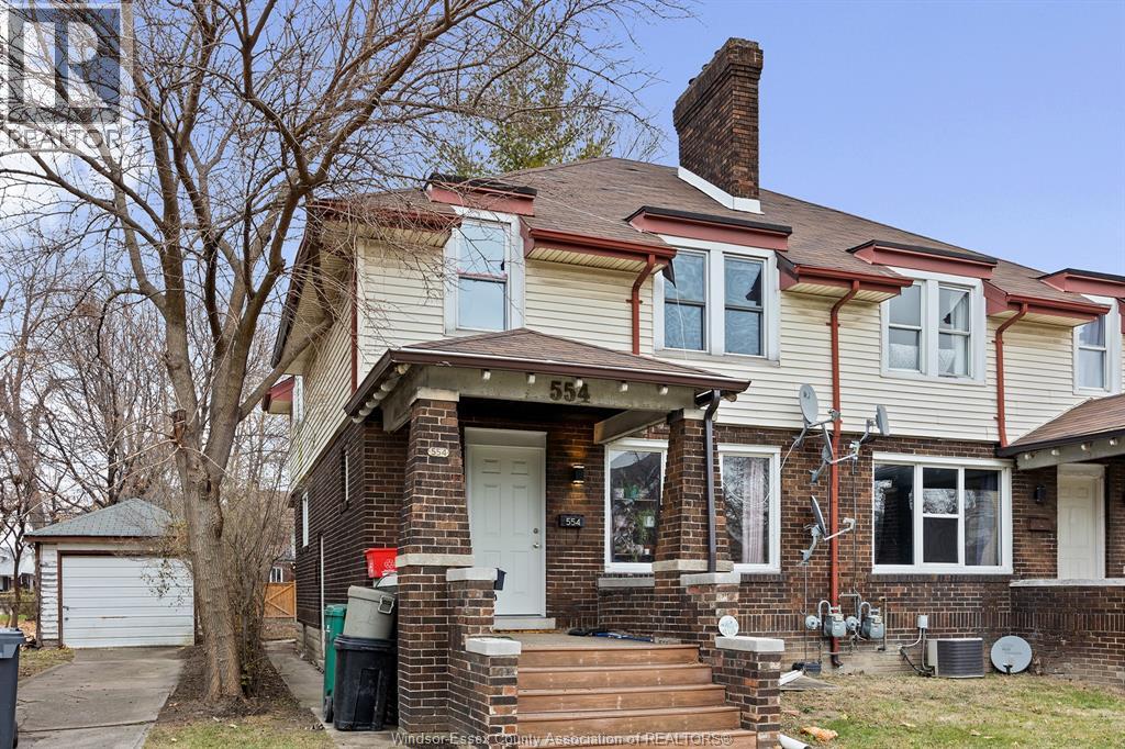 568 Askin Property Photo 38