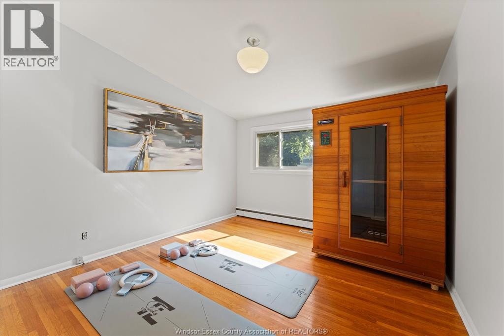 3740 Ouellette Property Photo 16