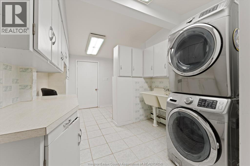 3740 Ouellette Property Photo 24