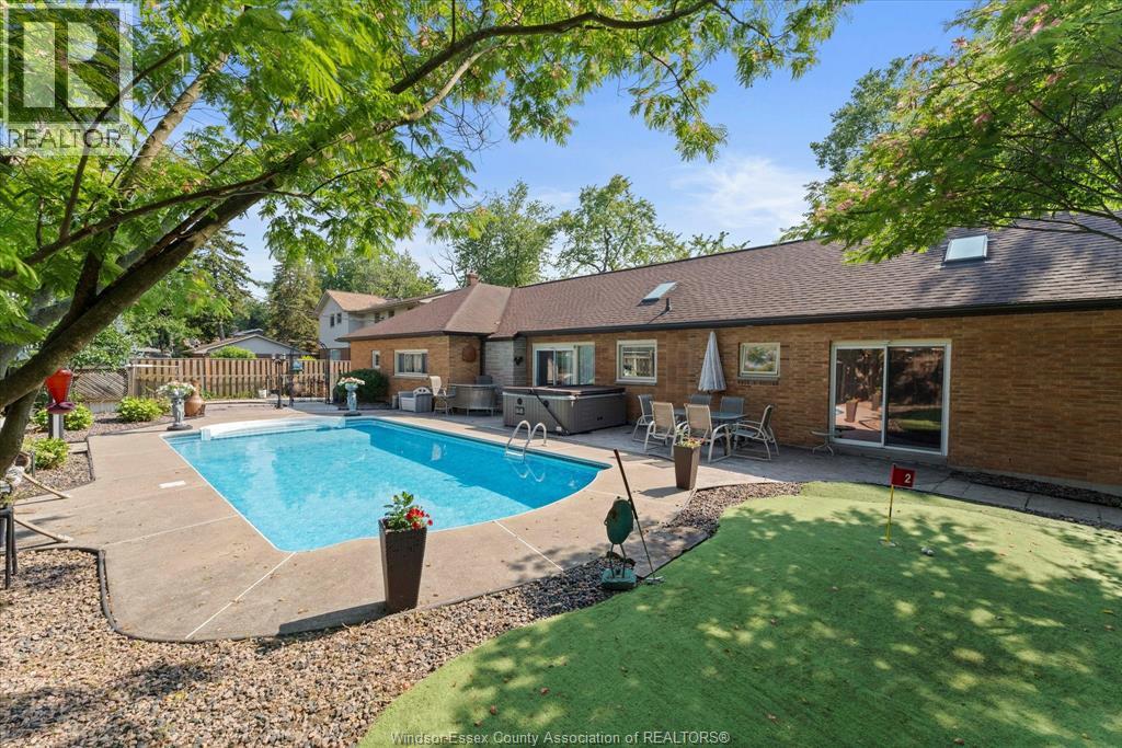 3740 Ouellette Property Photo 26