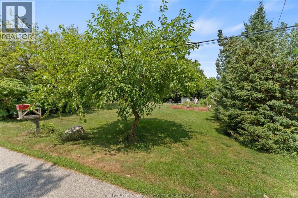 Lot 57 & 58 Willow Beach Property Photo 1