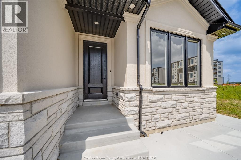 4519 Valerio Crois Property Photo 2