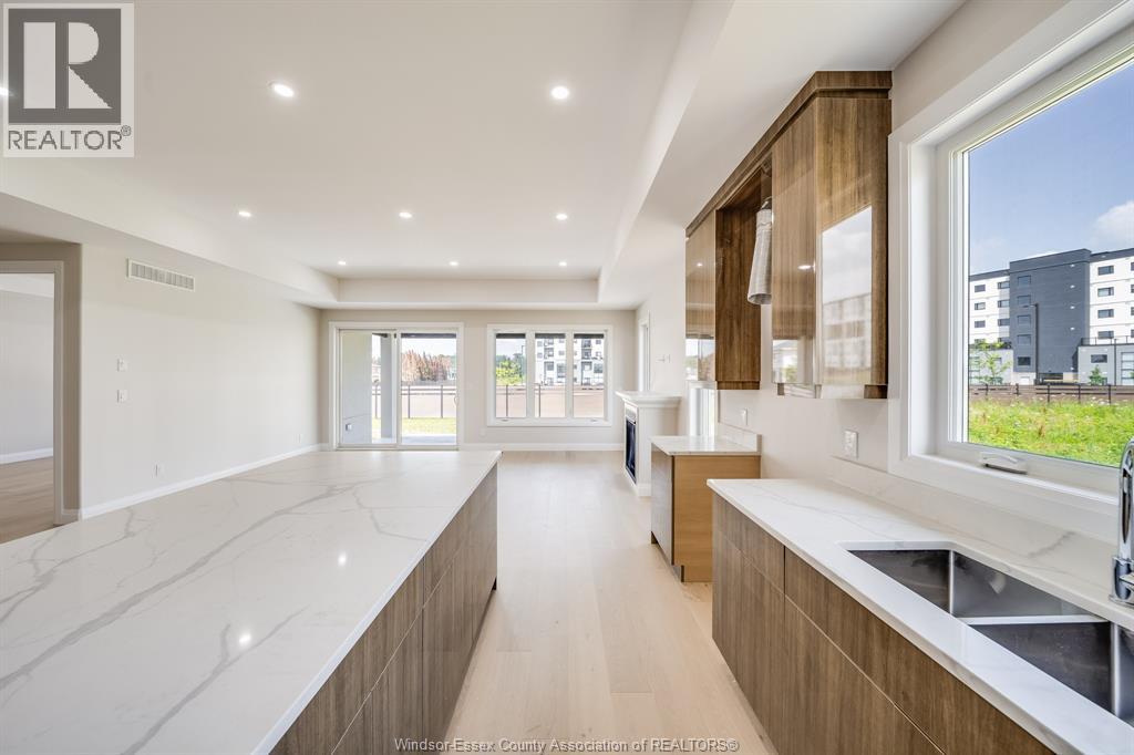 4519 Valerio Crois Property Photo 17
