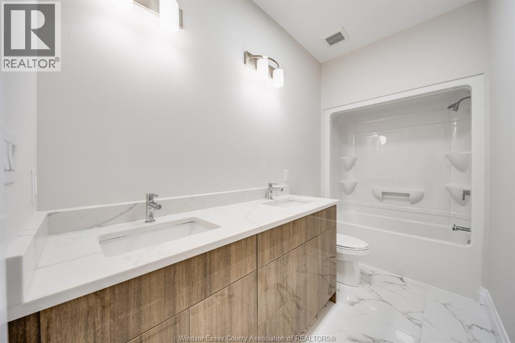 4519 Valerio Crois Property Photo 32