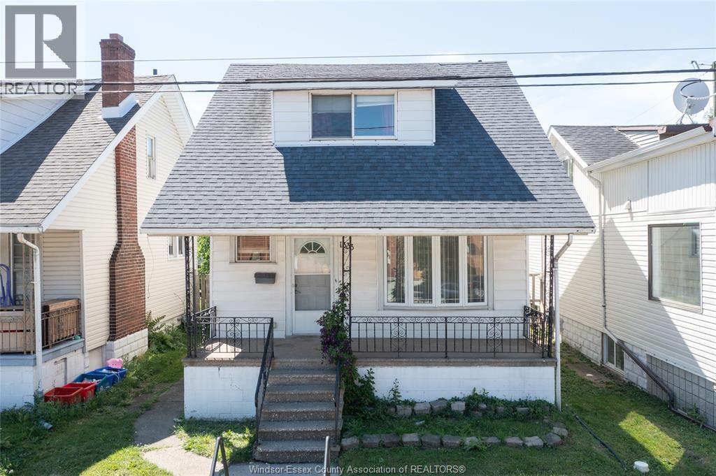 1333 WYANDOTTE STREET Property Photo 1