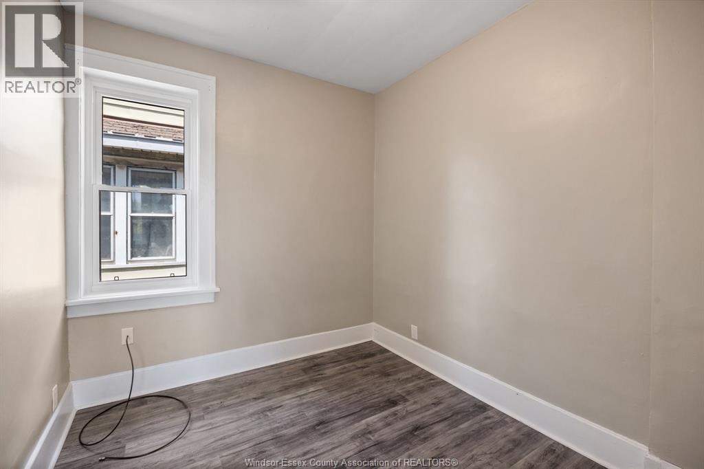 1381-83 Wellington Property Photo 7