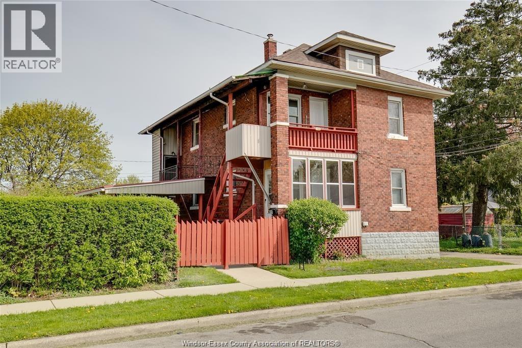 1238-1240 Niagara Street Property Photo 2