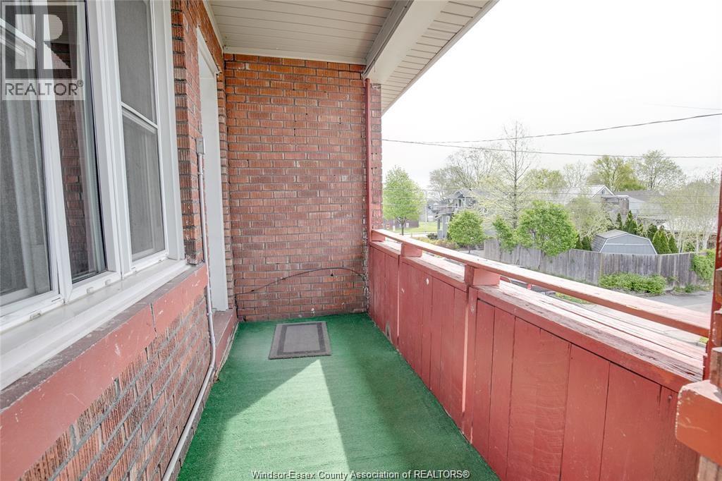 1238-1240 Niagara Street Property Photo 25