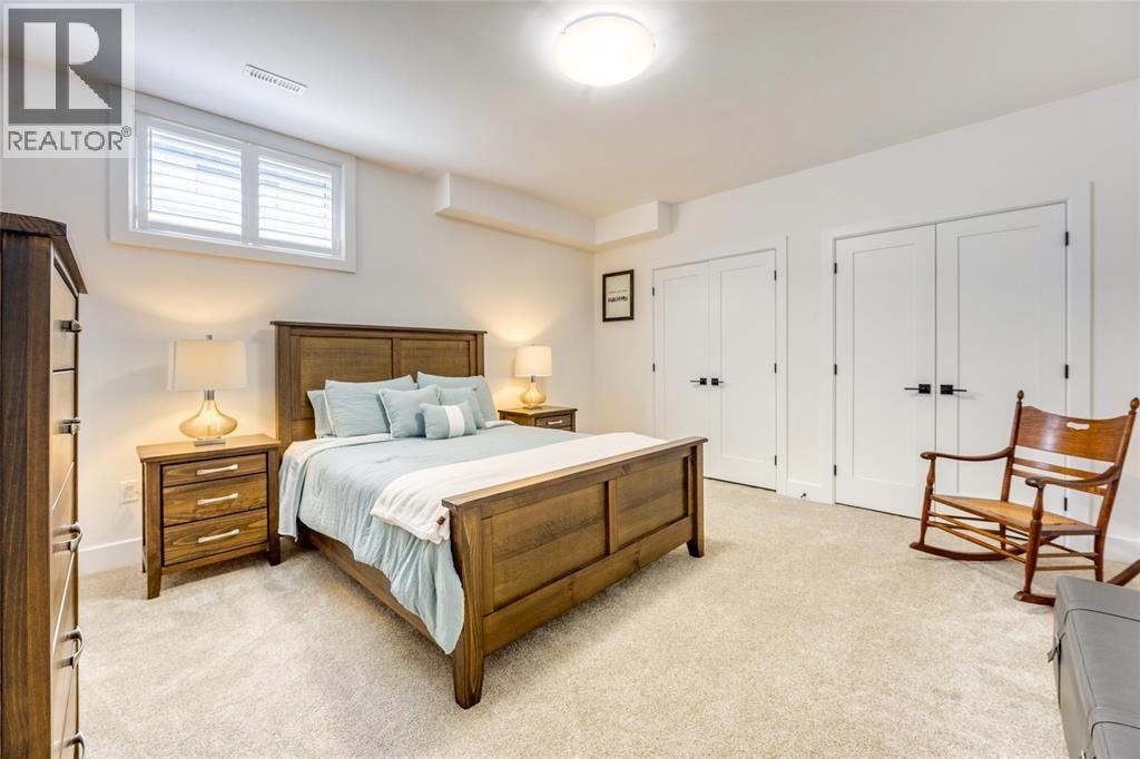 3661 Egremont Road Property Photo 43