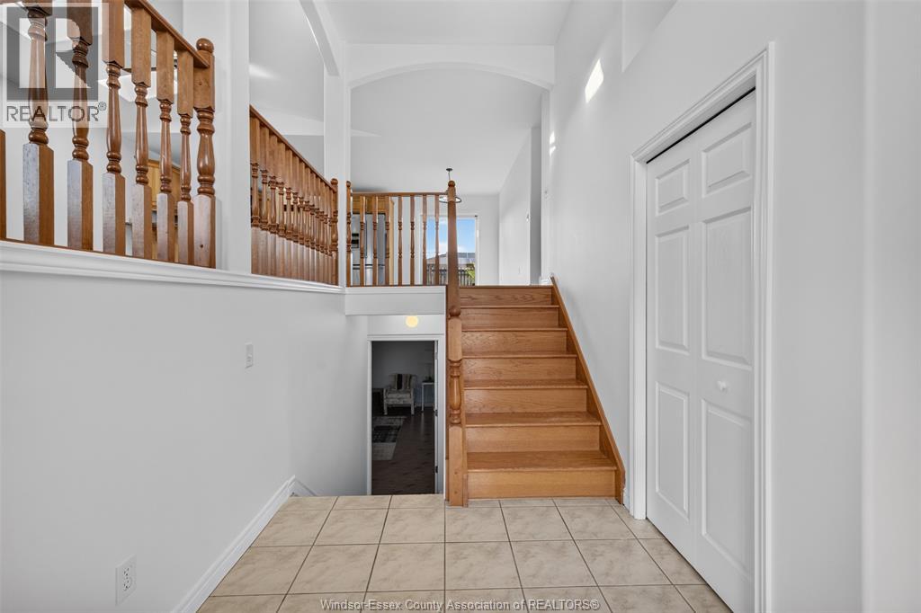 890 Southwood Drive Property Photo 6