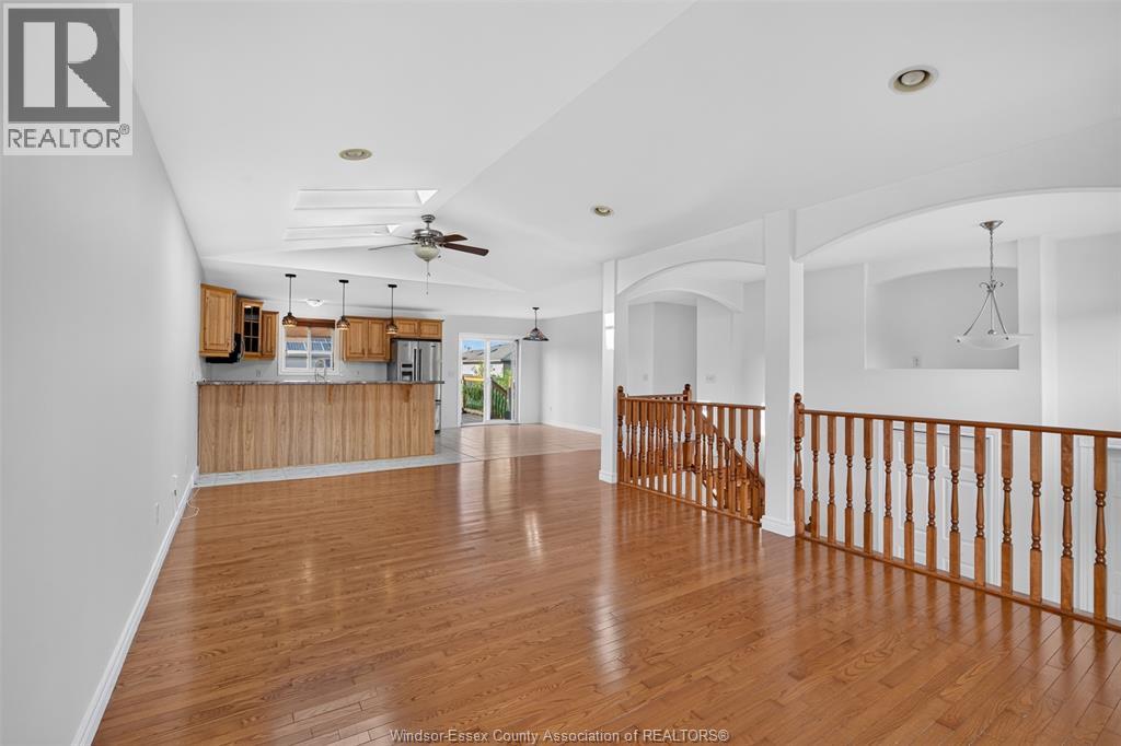 890 Southwood Drive Property Photo 8