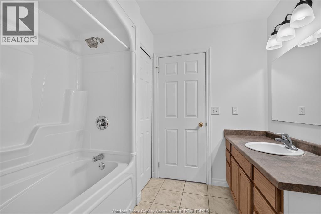 890 Southwood Drive Property Photo 27