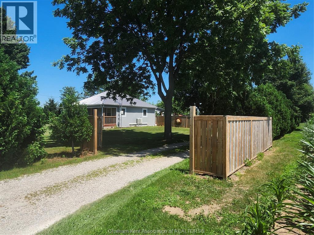696 Cameron Road Property Photo 1