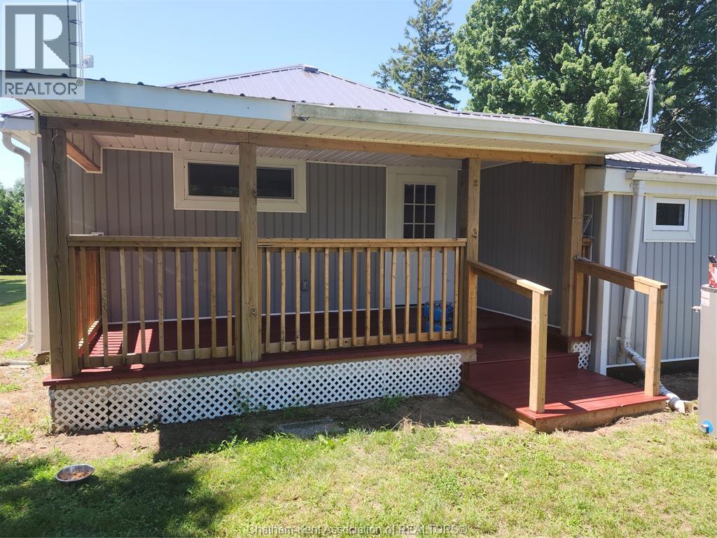 696 Cameron Road Property Photo 2