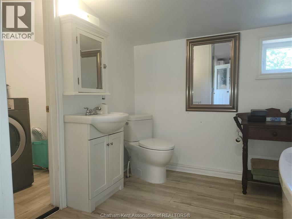 696 Cameron Road Property Photo 5