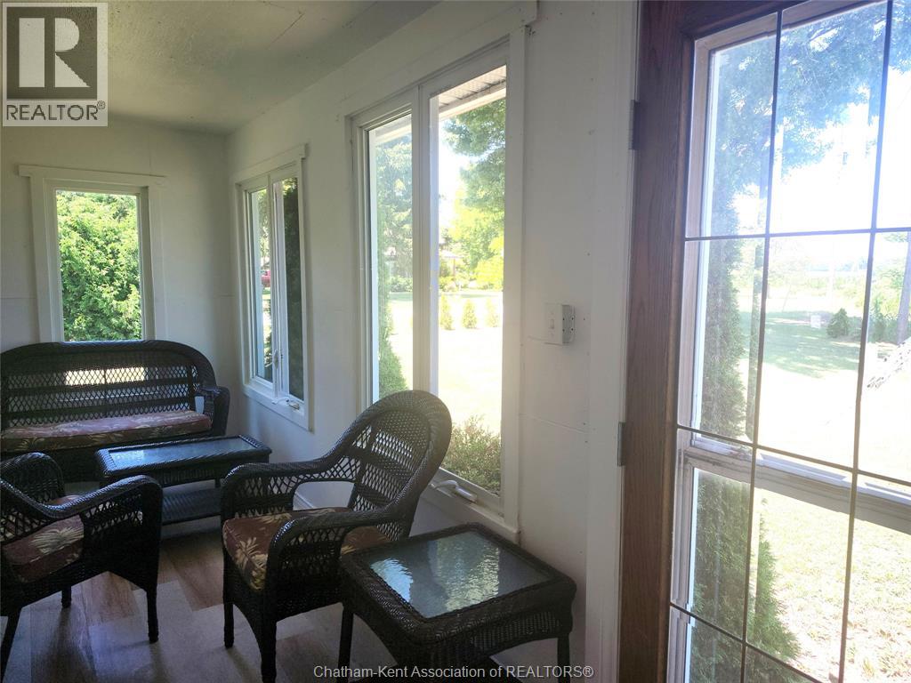 696 Cameron Road Property Photo 7