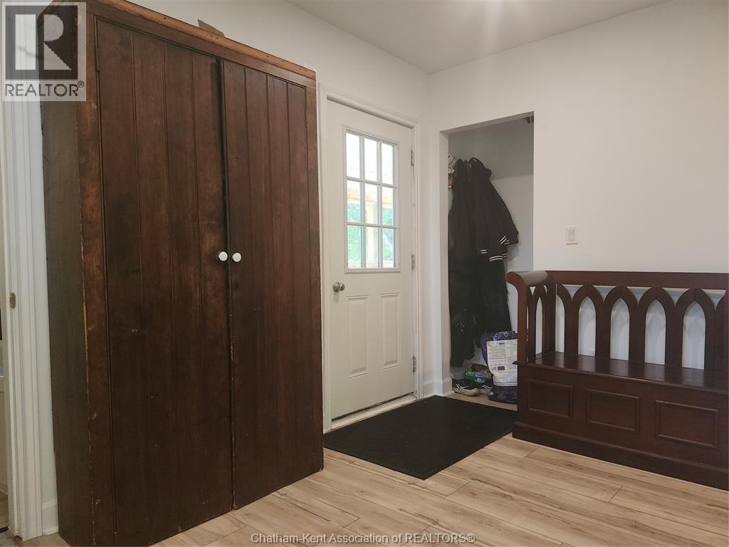 696 Cameron Road Property Photo 8