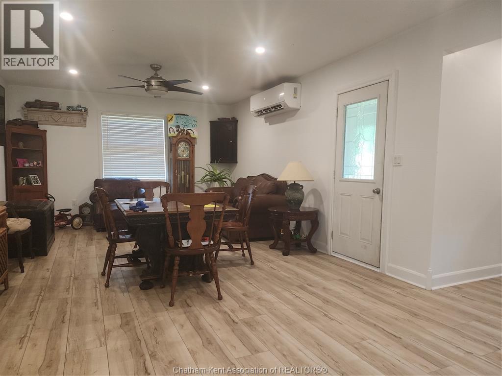 696 Cameron Road Property Photo 15